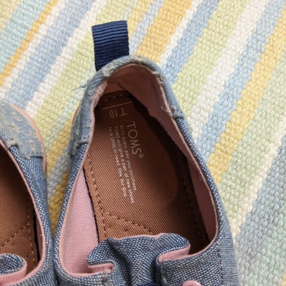 ⭐ Toms Blossom Slub Chambray shoes size 10 - Picture 2 of 9